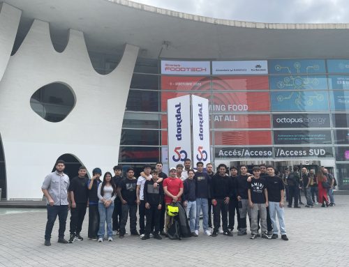 Els alumnes del CFGM d’Instal·lacions Elèctriques i Automàtiques del CE Jaume Balmes visiten EFINTEC